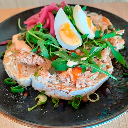 Broodje Tonijnsalade - Paviljoen Flonk - restaurant Blauwestad